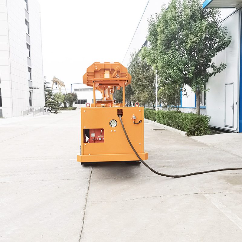 محمل الصخور الجانبي القابل للتفريغ عن بعد