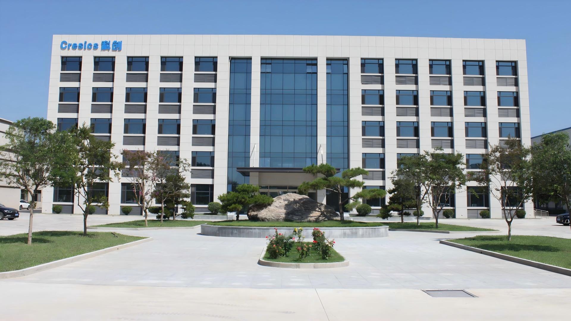 รถตักหินขนถ่ายด้านข้างเหมืองถ่านหิน